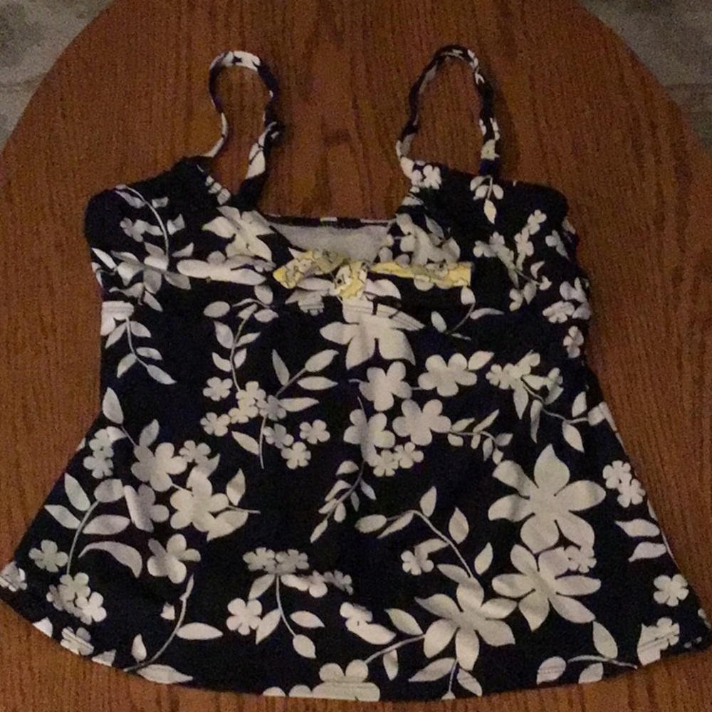 Women’s swim